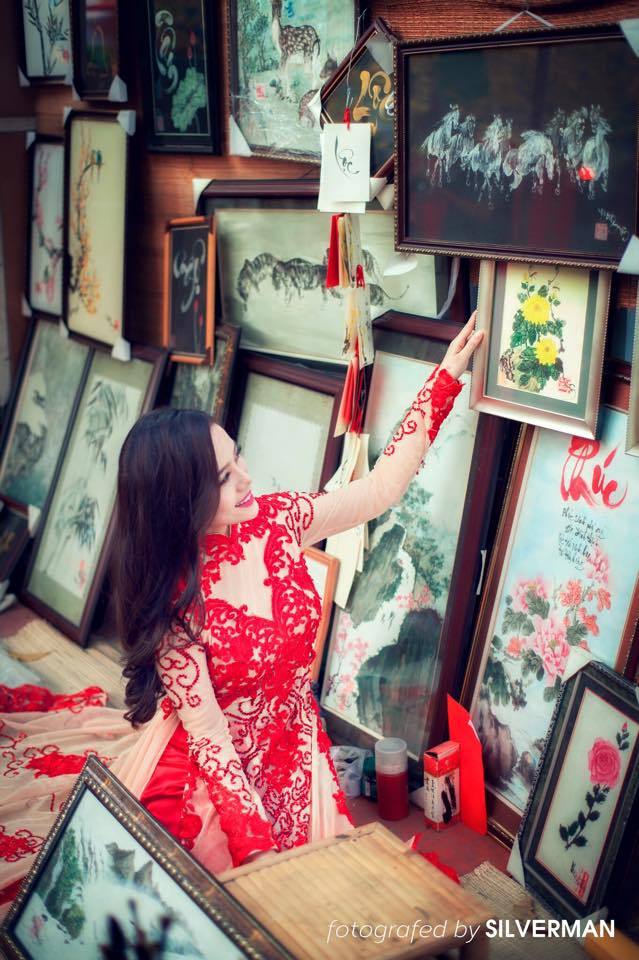 男ji大巴进入女人的直播